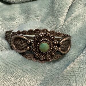 Vintage bracelet. Costume jewelry